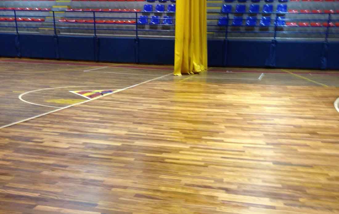 Rehabilitación pavimento deportivo.